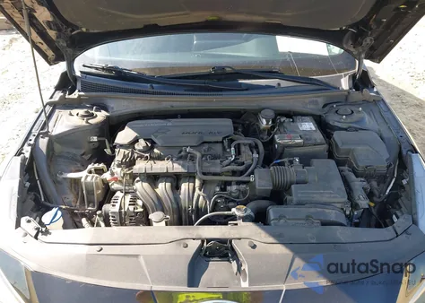 2021 Hyundai Elantra Sel z USA, uszkodzony, nr VIN 5NPLM4AG0MH002280